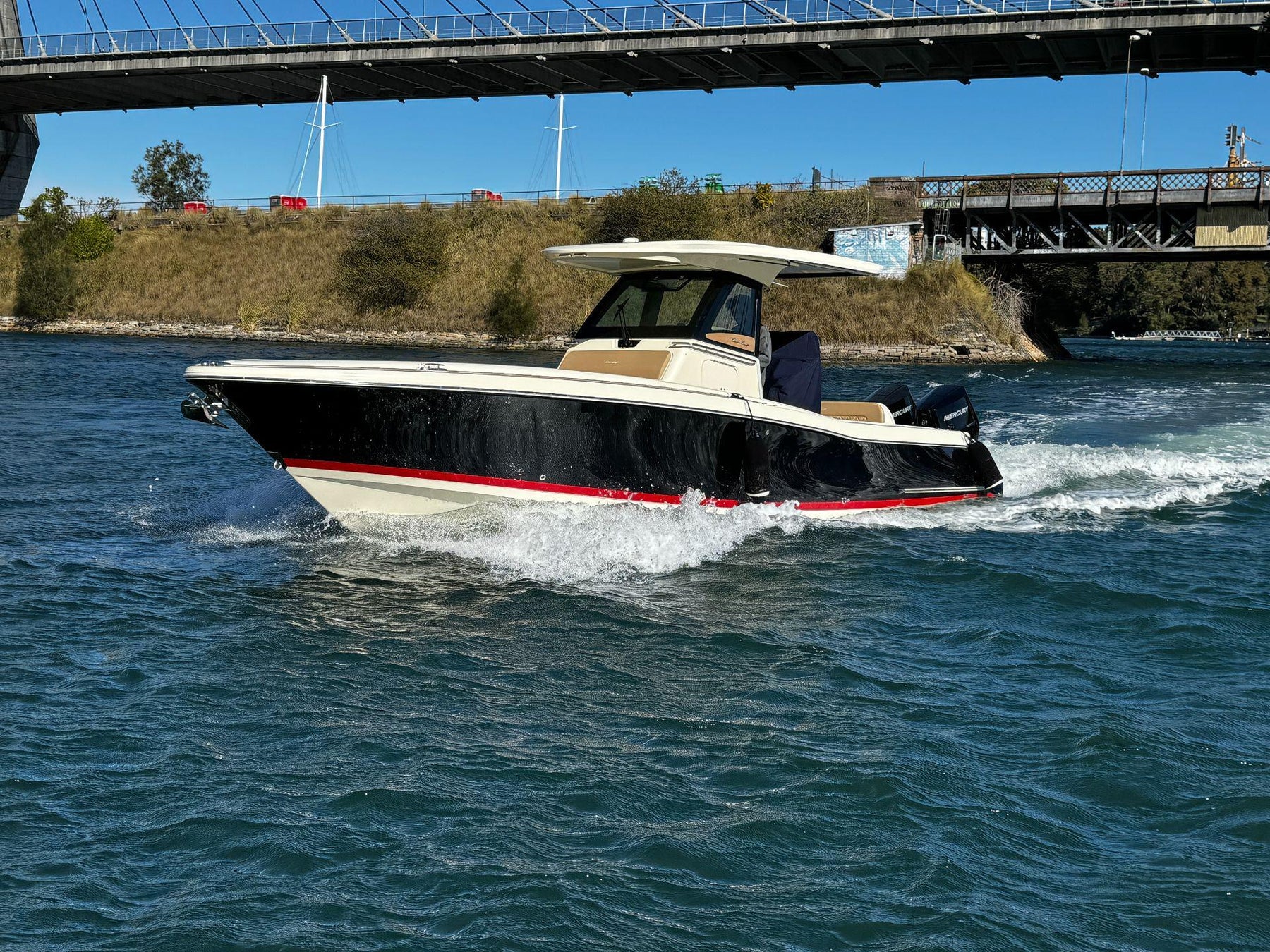 Chris Craft 30 Catalina