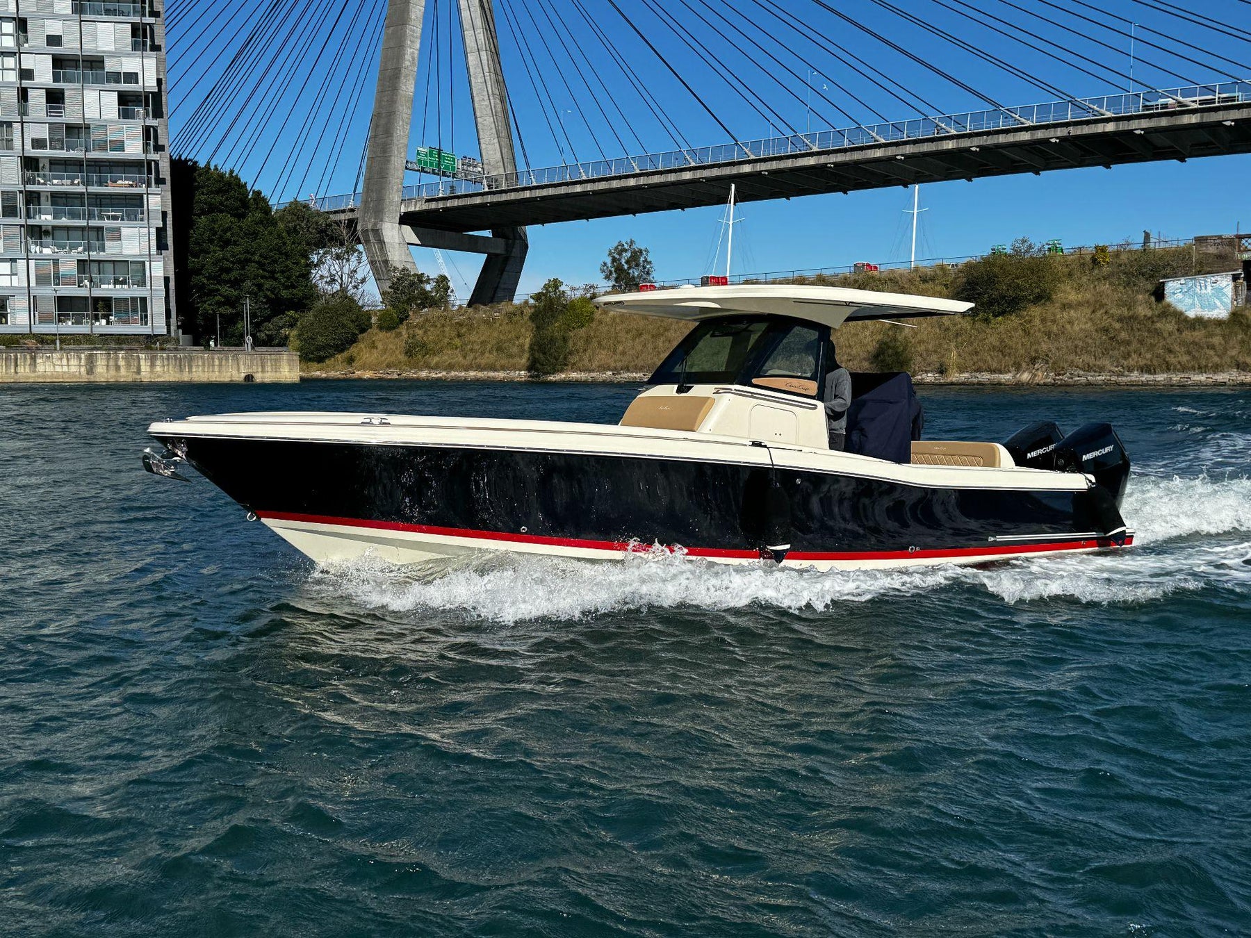 Chris Craft 30 Catalina