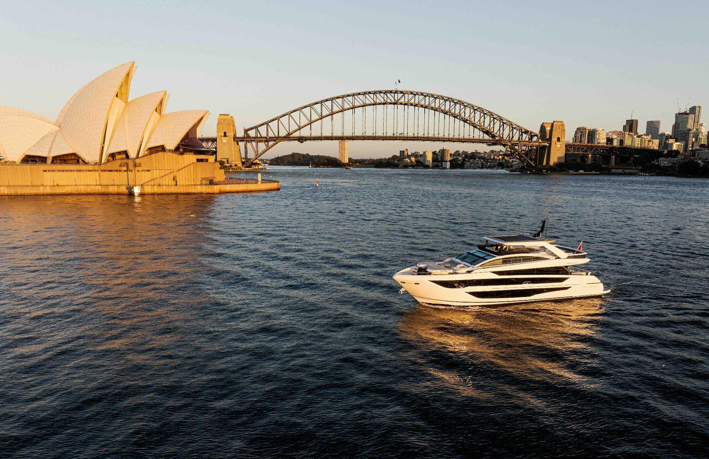 Pearl 82 Flybridge - image 1