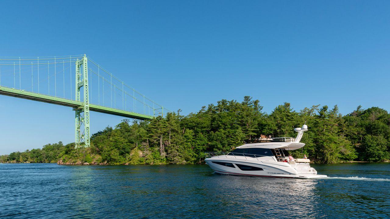 2026 Regal 42 Fly - image 38