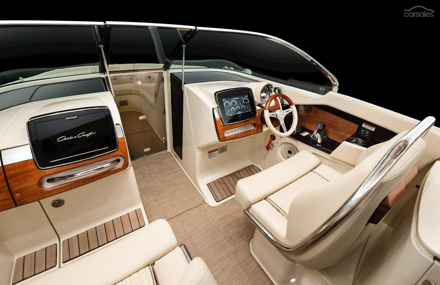 2025 CHRIS CRAFT LAUNCH 31 GT - image 4