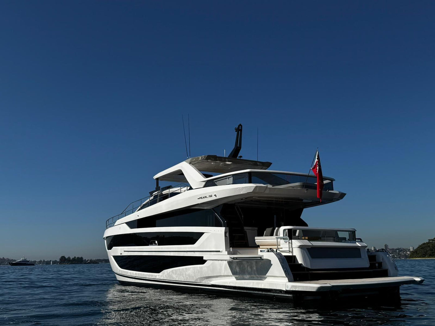 Pearl 82 - image 17