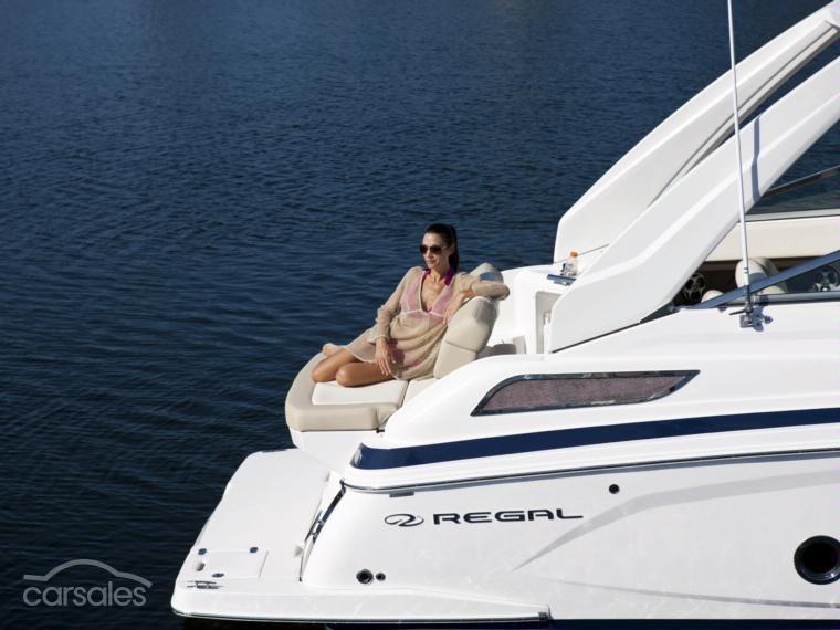 2023 Regal 28 Express - image 21