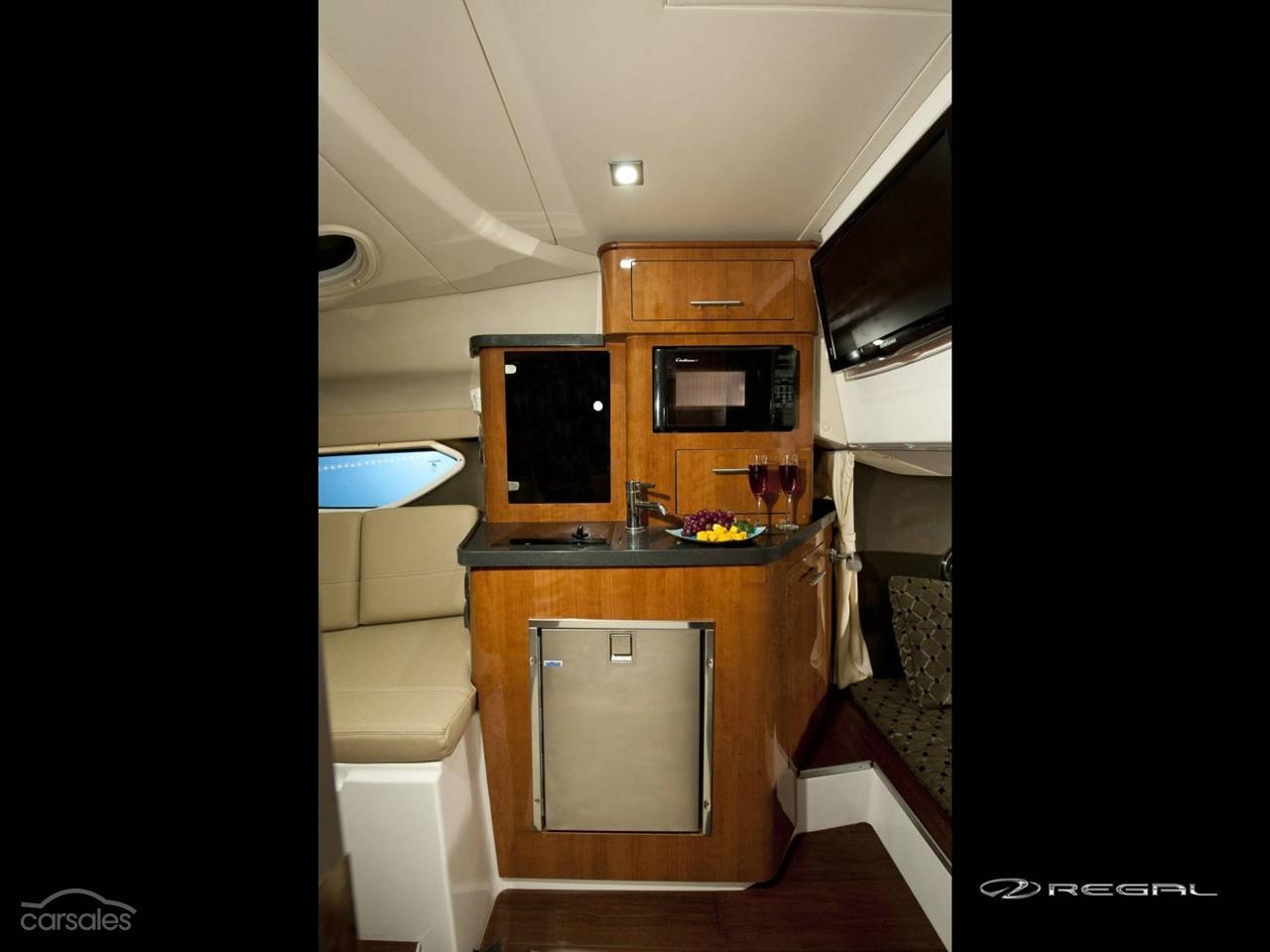 2023 Regal 28 Express - image 35