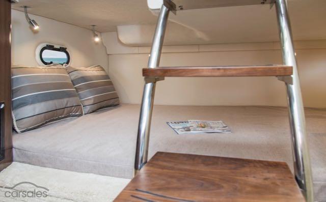 2022 REGAL 26 EXPRESS