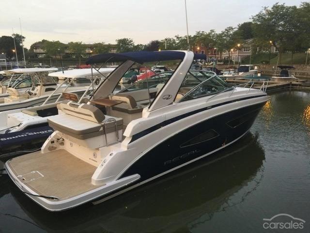 2025 REGAL 33 EXPRESS - image 2