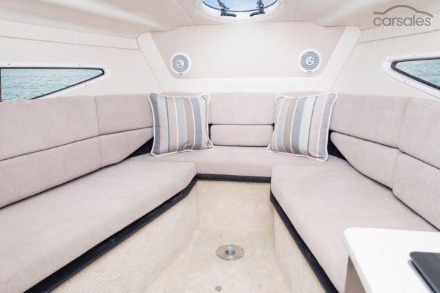 2022 REGAL 26 EXPRESS