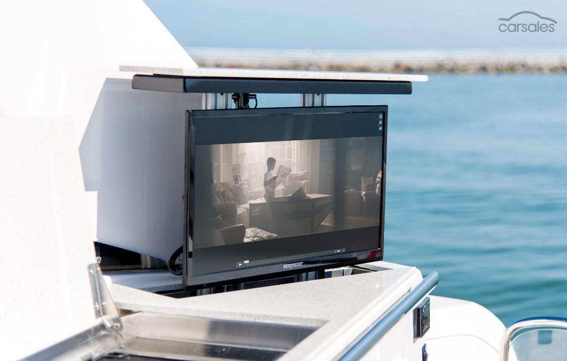 Regal 33 XO - image 14