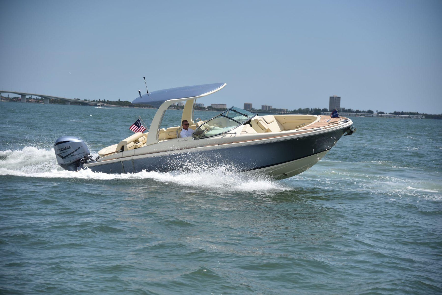 Chris Craft Launch 28GT