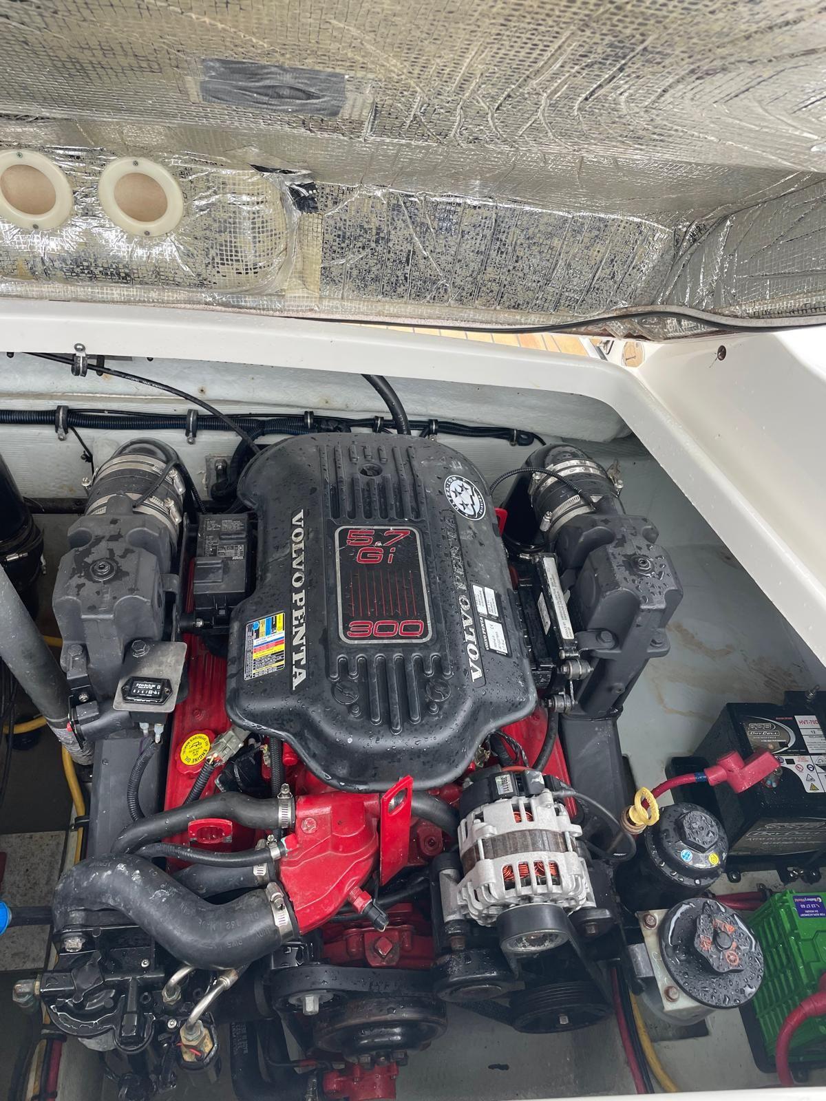 Chris craft 28 Launch