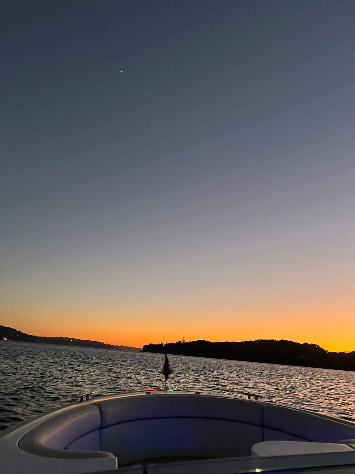 Chris craft 28 Launch