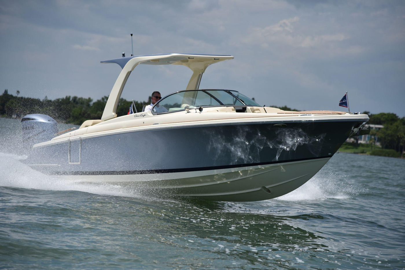 Chris Craft Launch 28GT - image 14