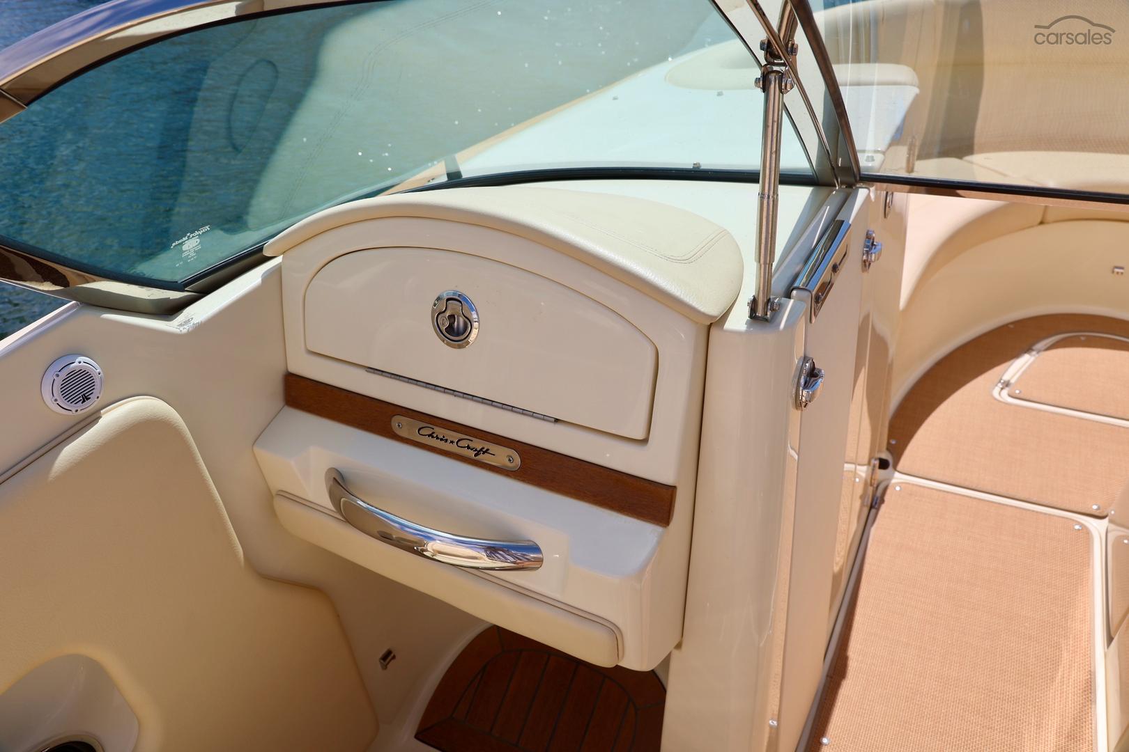 2017 Chris Craft Launch 30