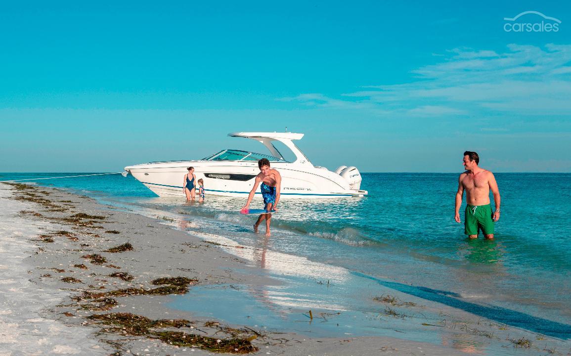 2027 REGAL 33 OBX