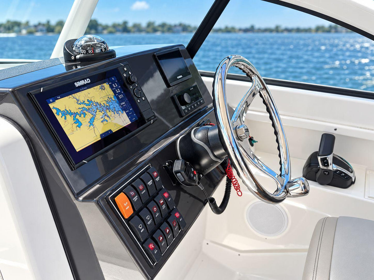 Pursuit 246 DC