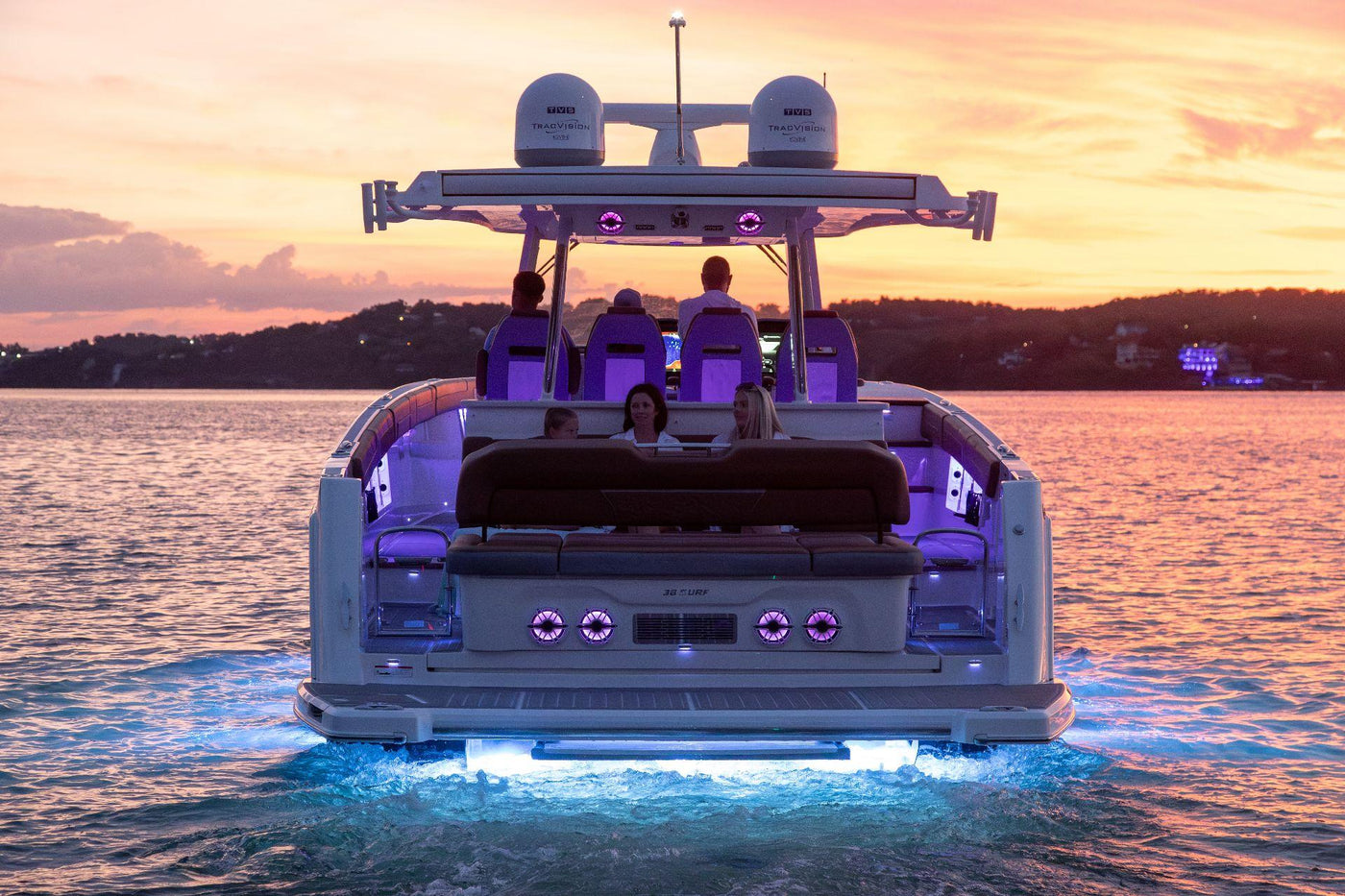 regal 38 SAV Surf - image 3