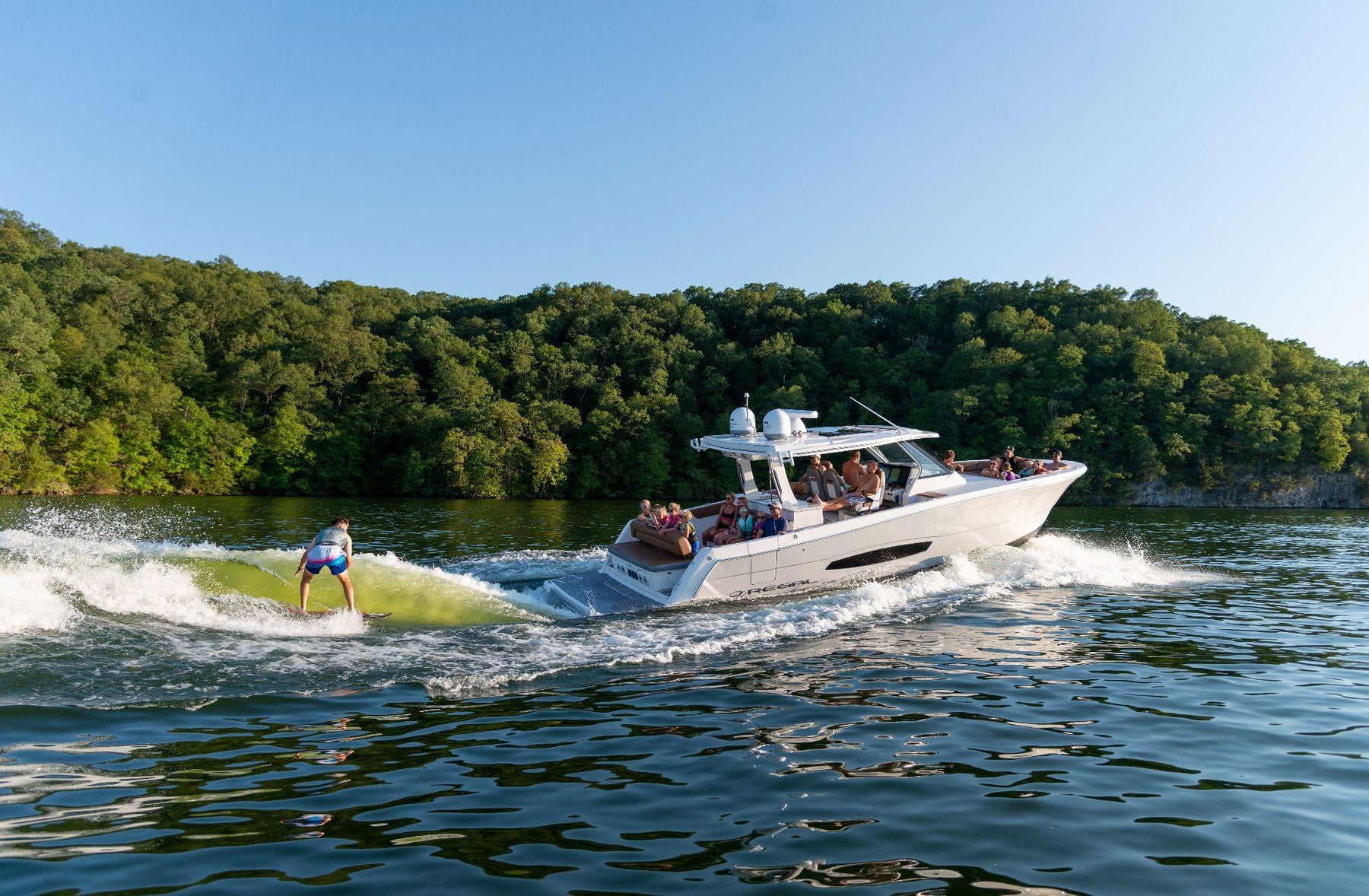 regal 38 SAV Surf