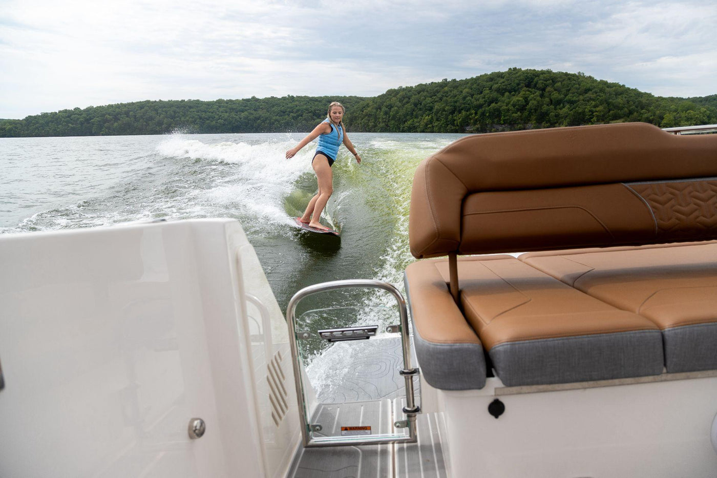 regal 38 SAV Surf - image 25