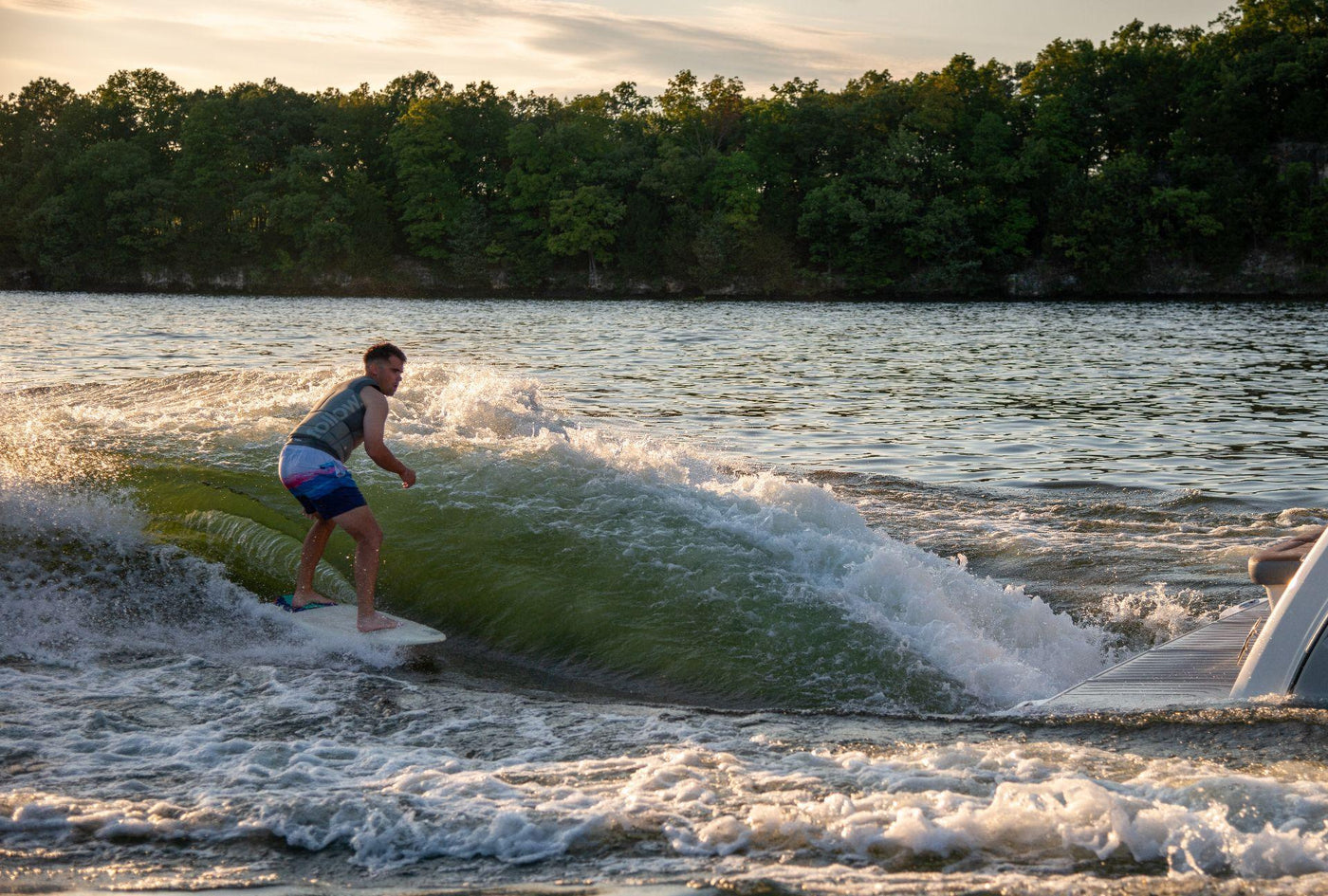 regal 38 SAV Surf - image 18