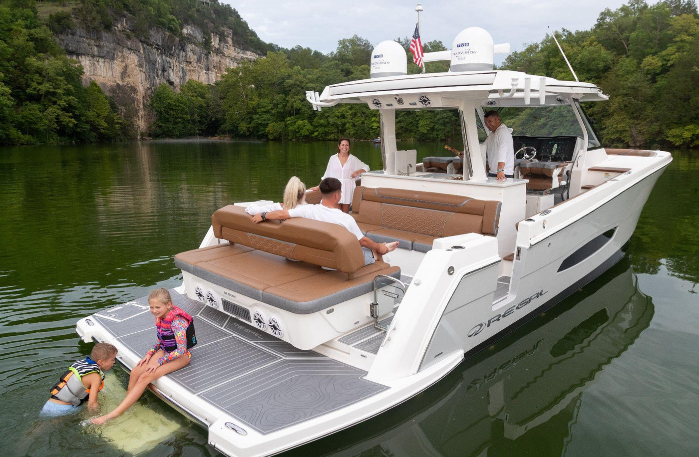 regal 38 SAV Surf - image 55