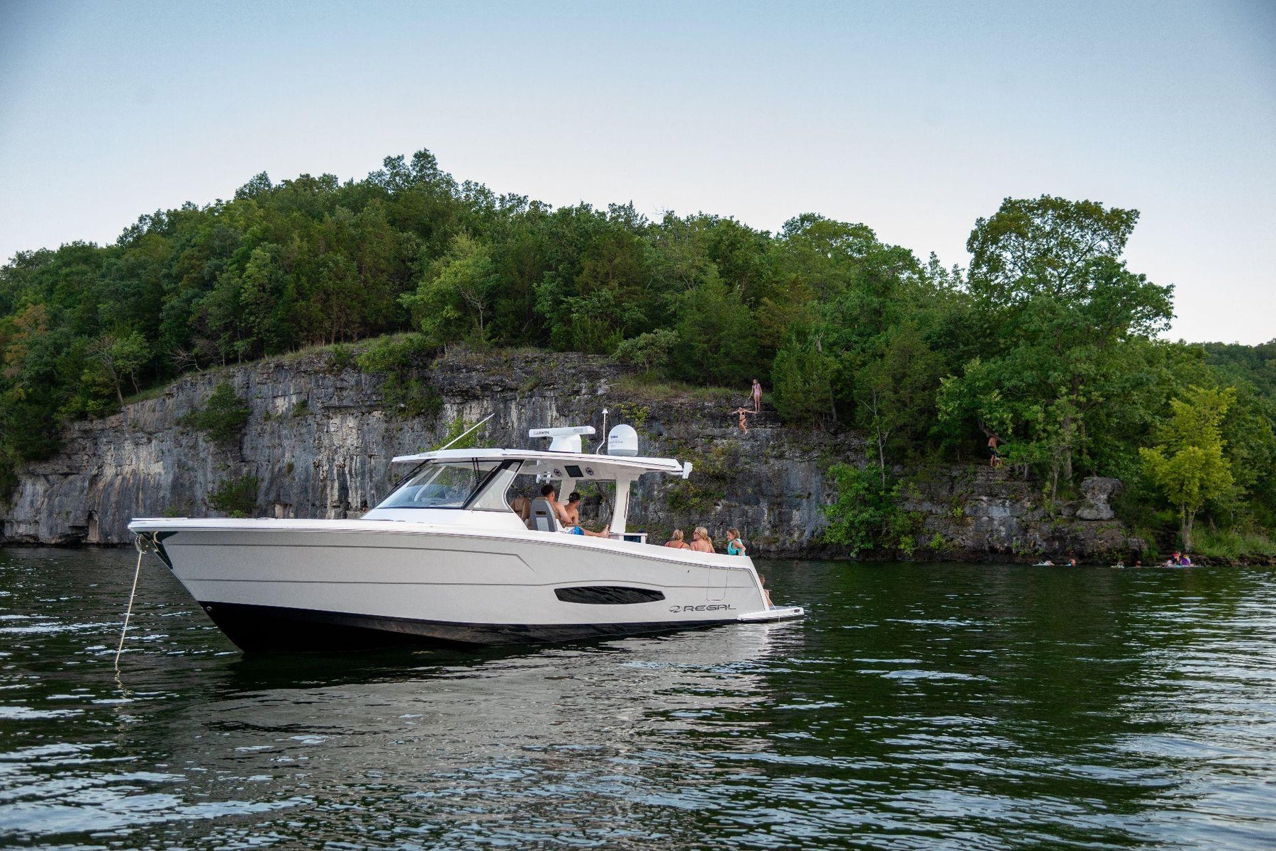 regal 38 SAV Surf
