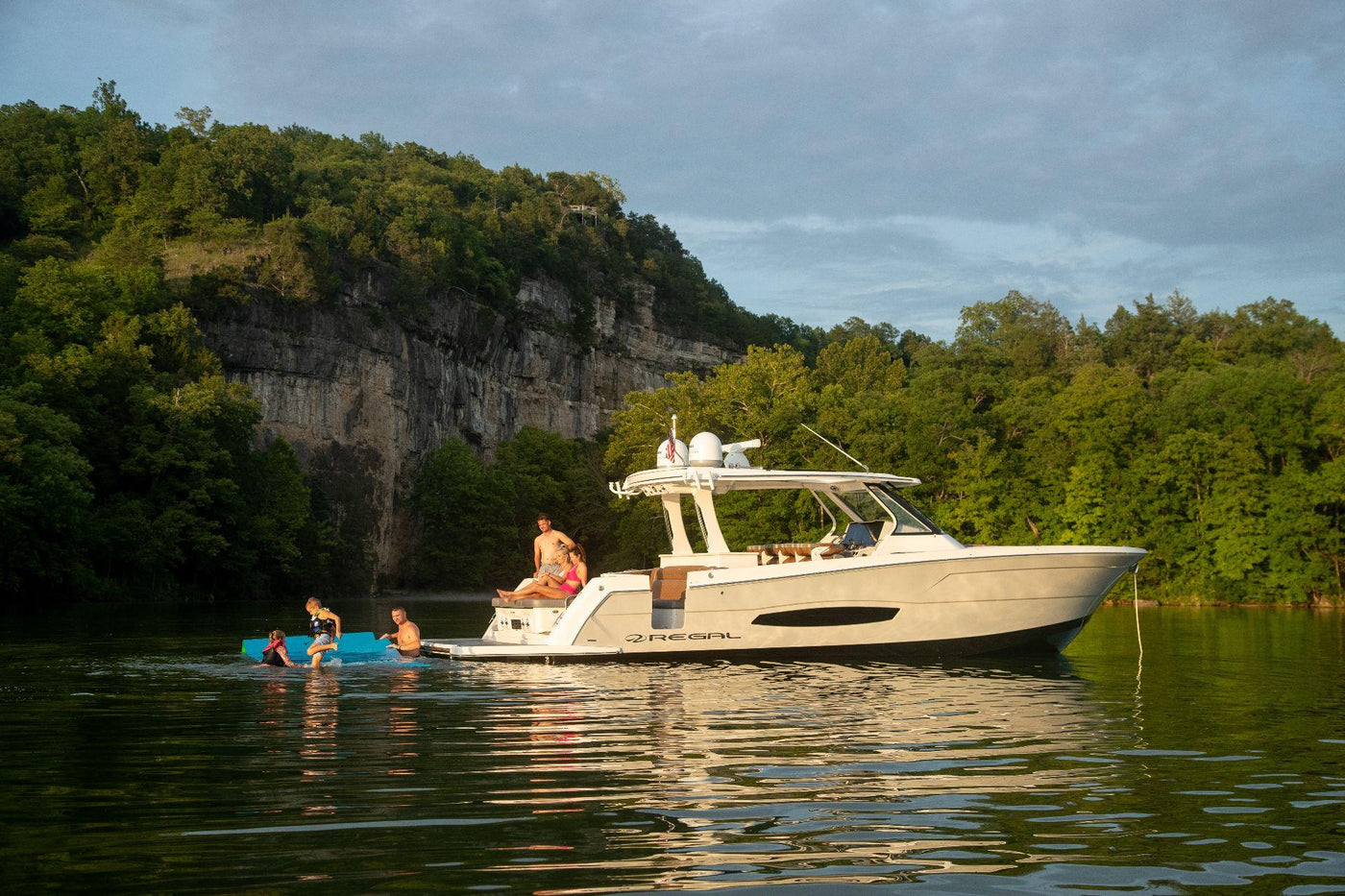 regal 38 SAV Surf - image 72