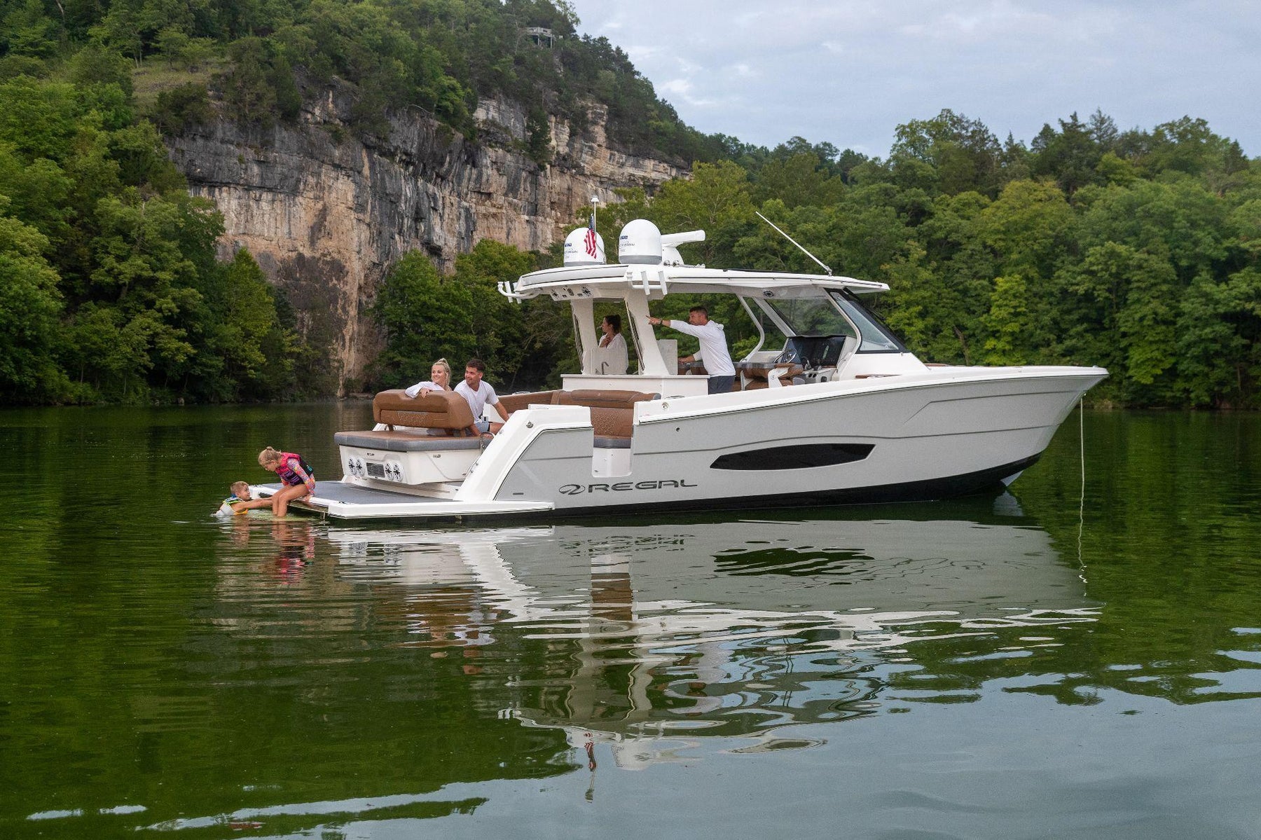 regal 38 SAV Surf