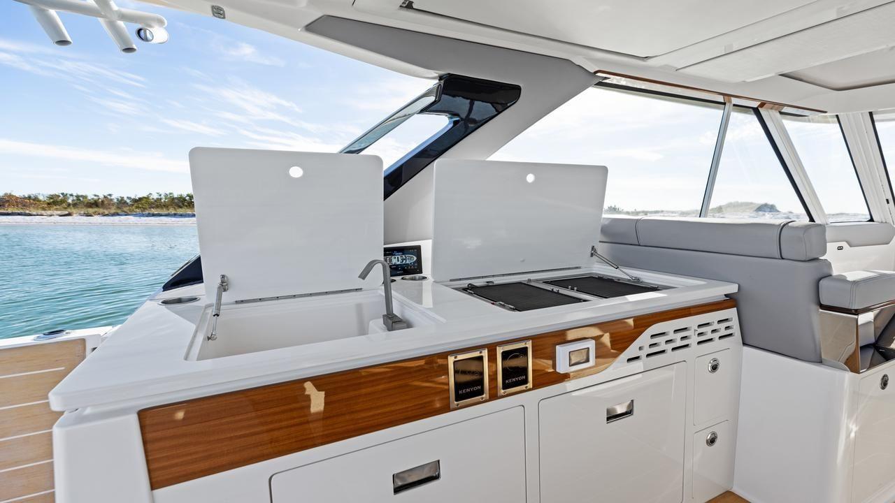 Regal LX43