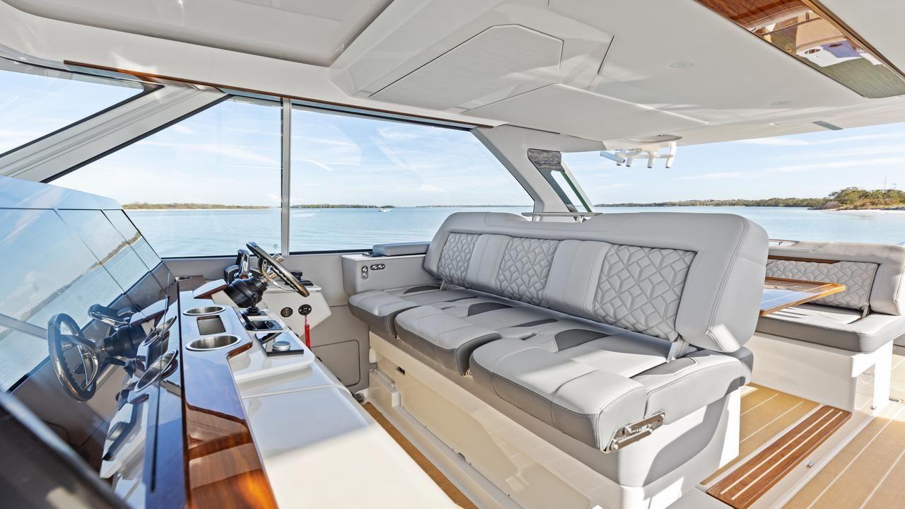 Regal LX43 - image 117