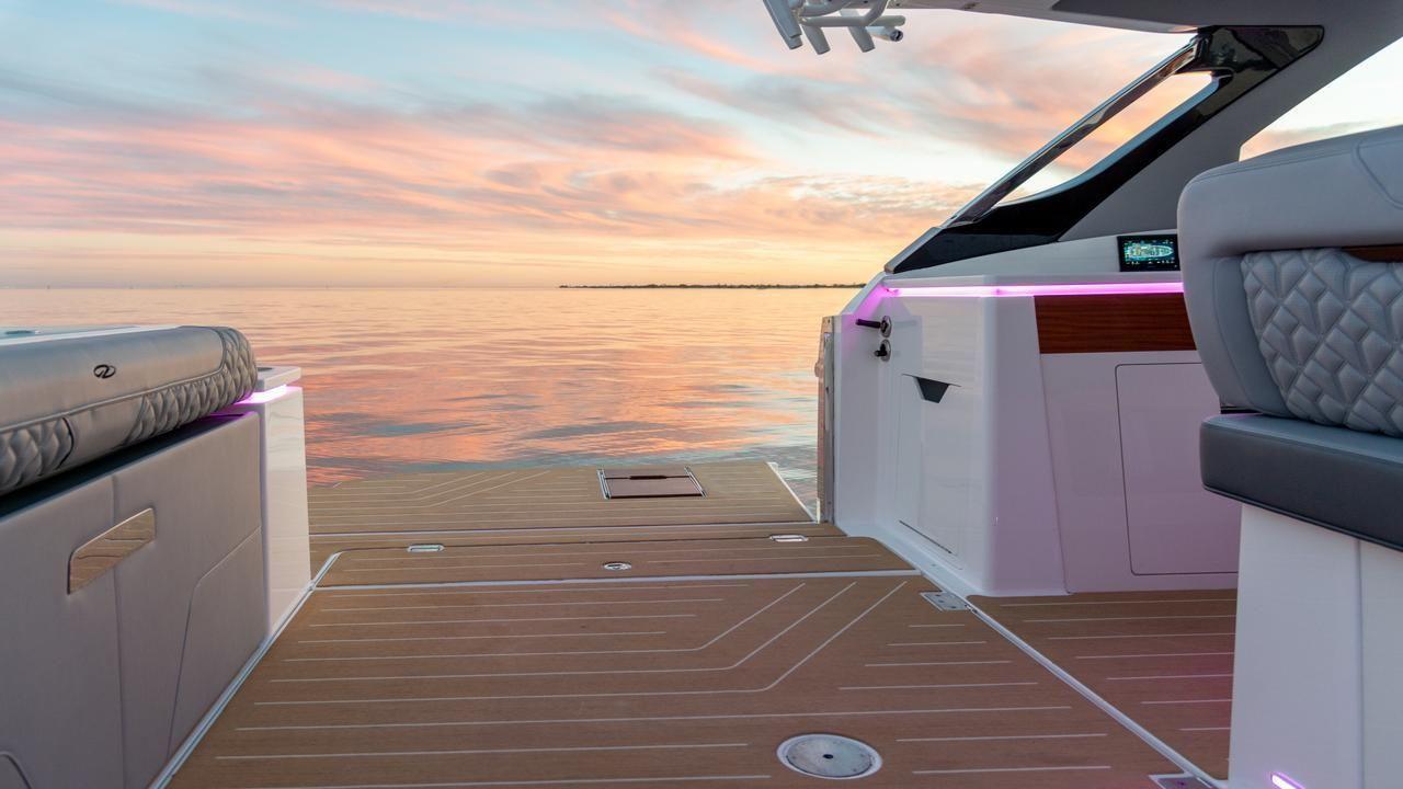 Regal LX43