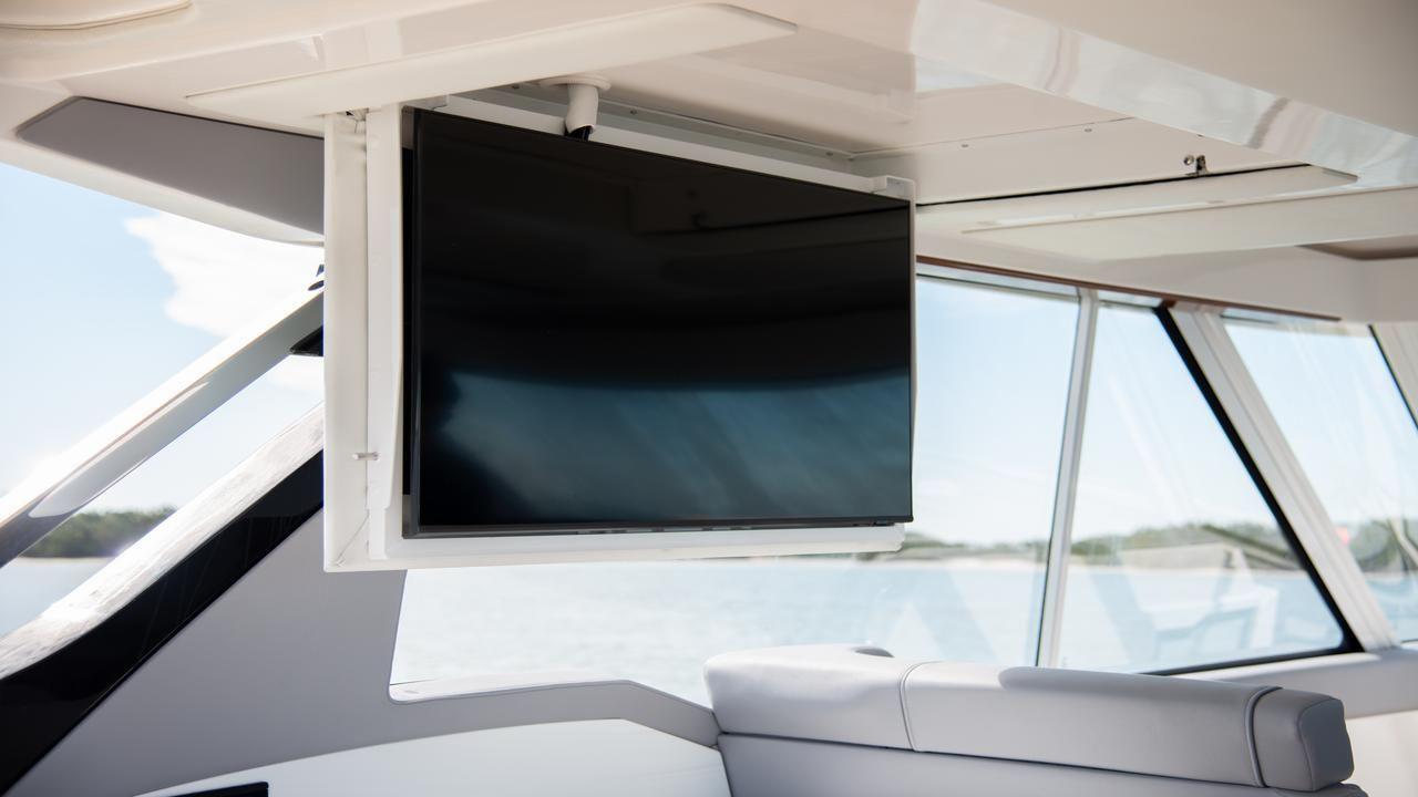 Regal LX43 - image 20