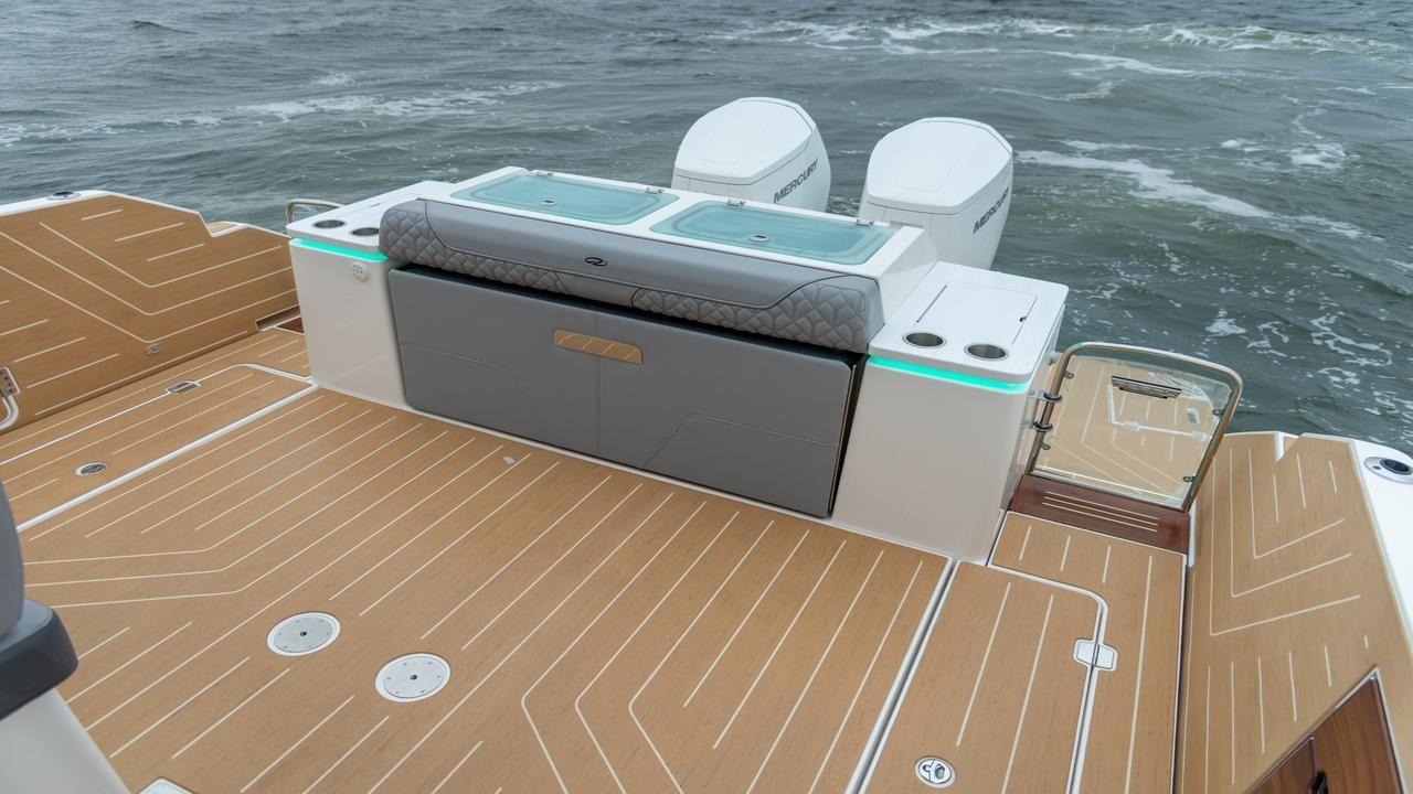 Regal LX43 - image 28