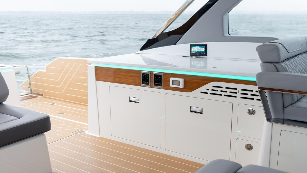 Regal LX43 - image 30