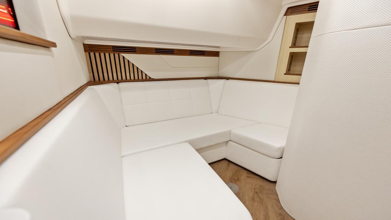 Regal LX43 - image 48