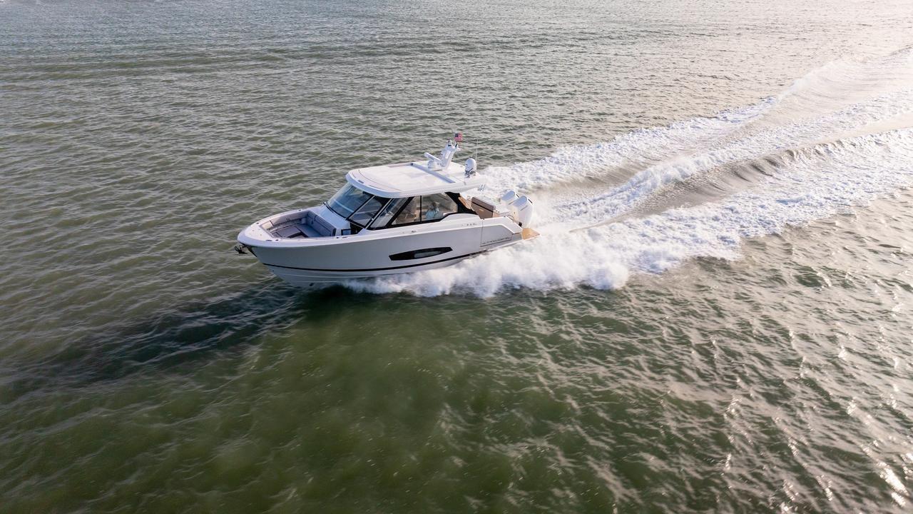 Regal LX43 - image 8