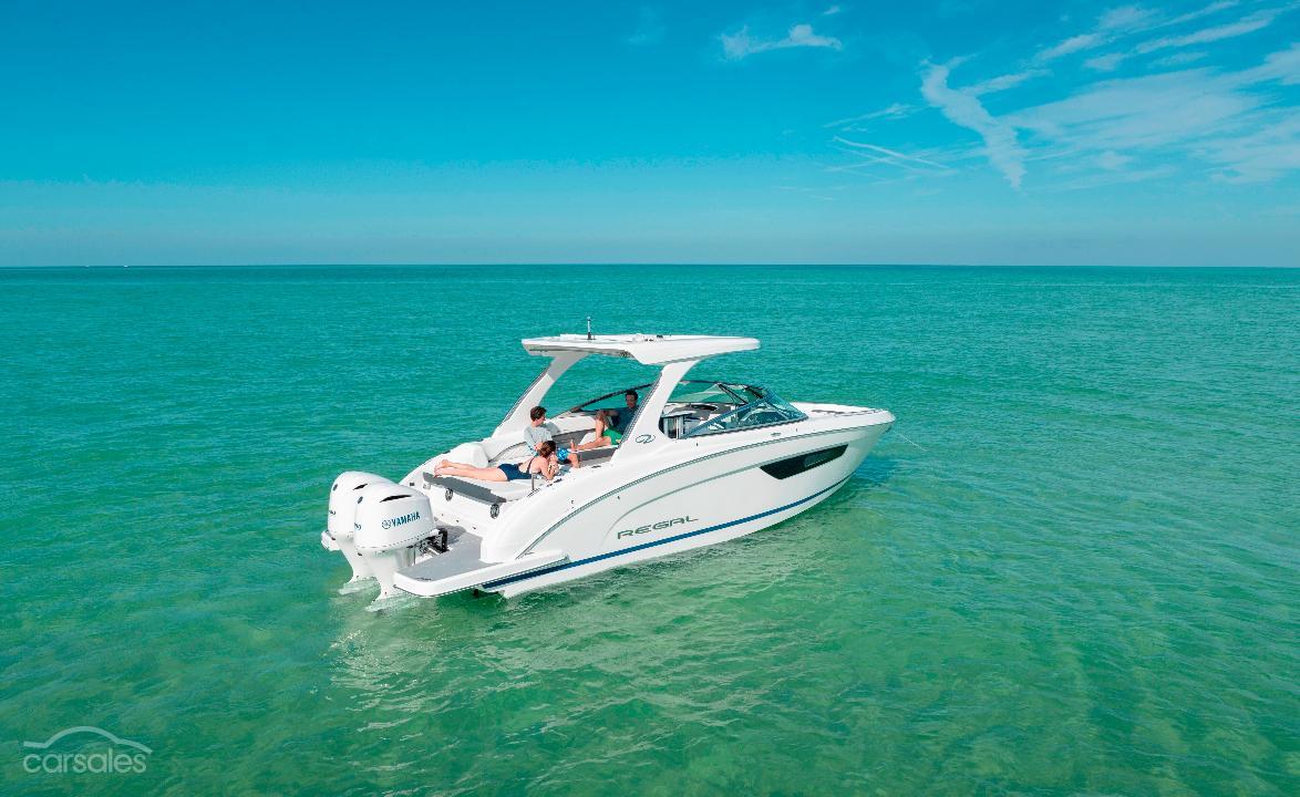 2027 REGAL 33 OBX