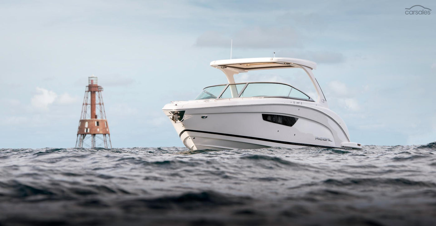 2027 REGAL 33 OBX - image 13