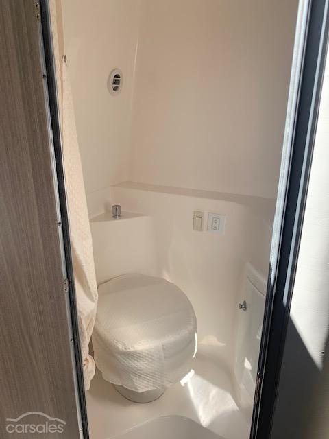 2022 REGAL 26 EXPRESS - image 39